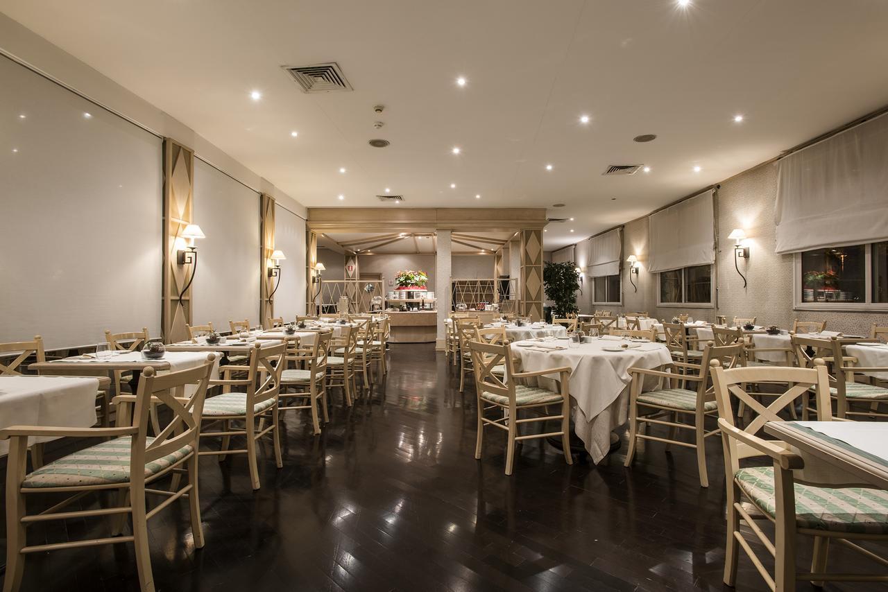 Restaurant Fly On Hotel