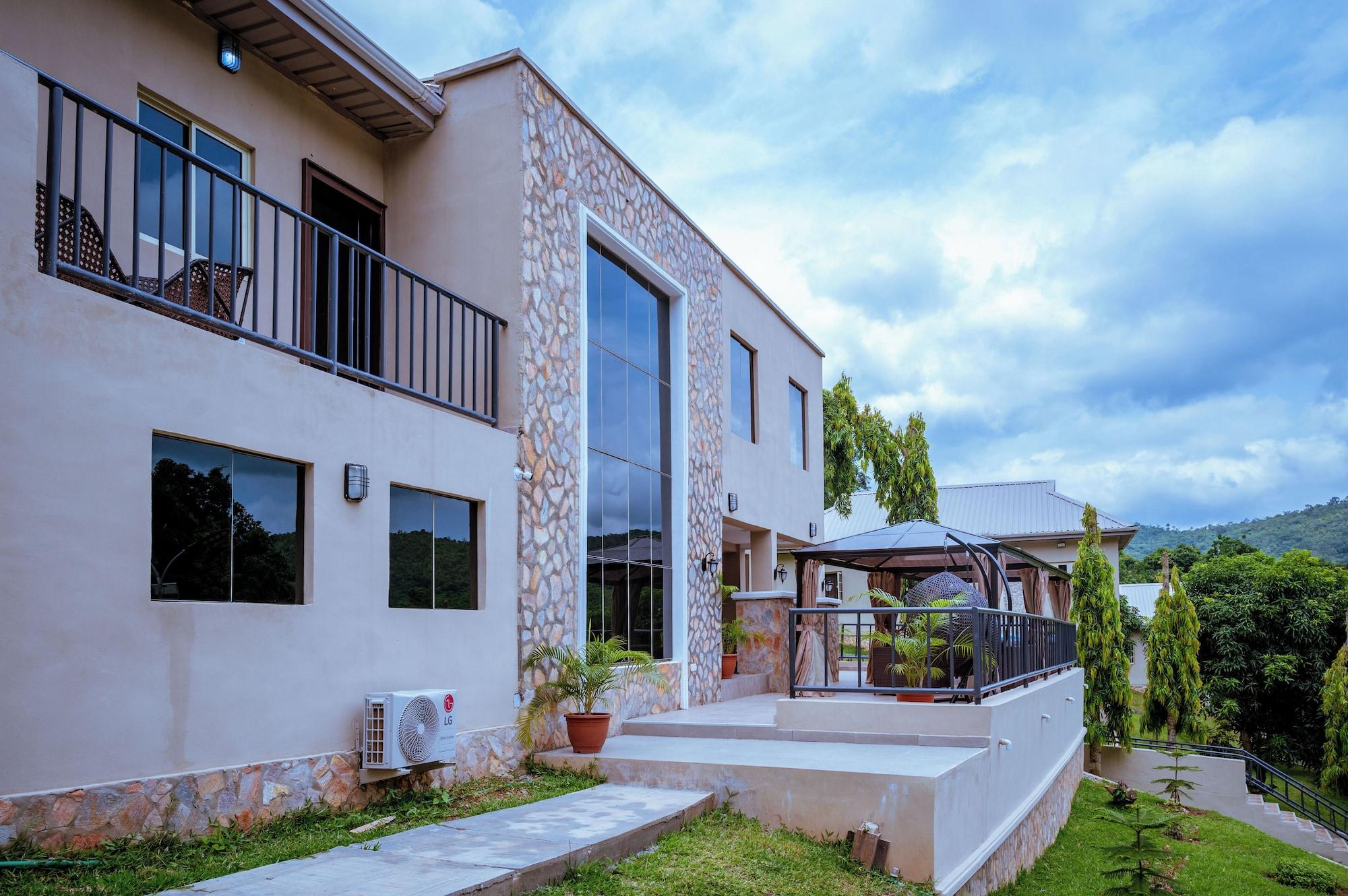 Vista Exterior Ikogosi Warm Springs Resort and Conference Center