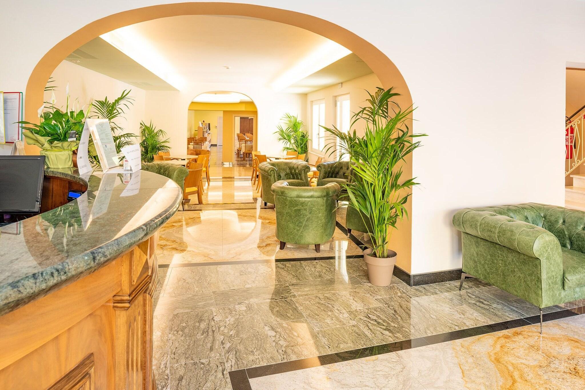 Vista Lobby Hotel Centrale