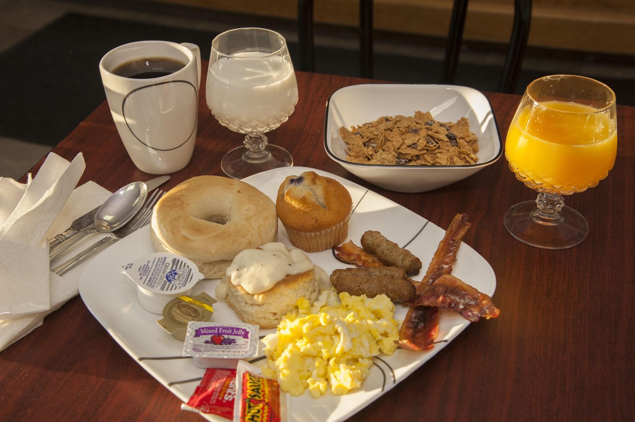 Restaurant Days Inn & Suites by Wyndham Laredo