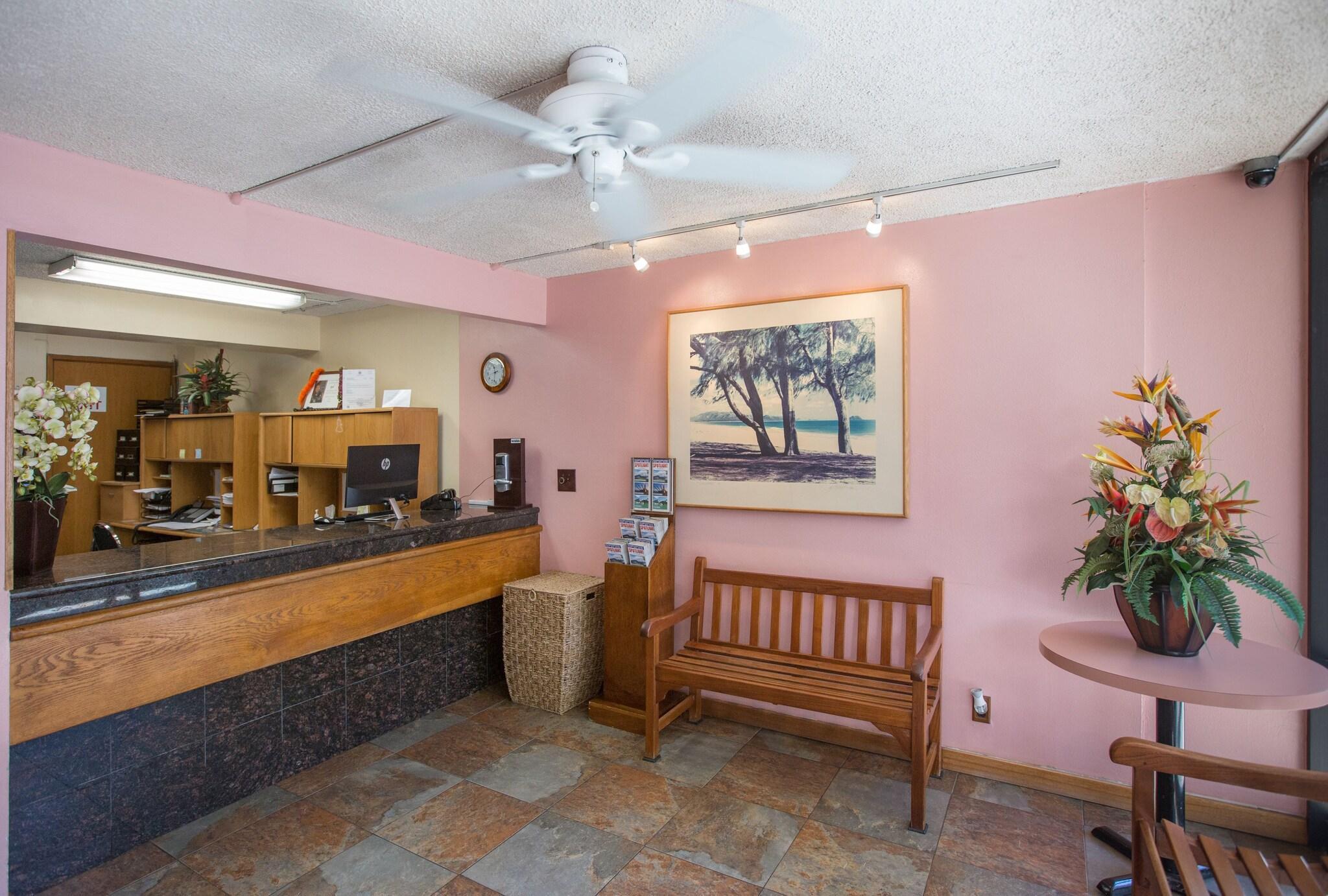Vista Lobby Kuhio Banyan Club