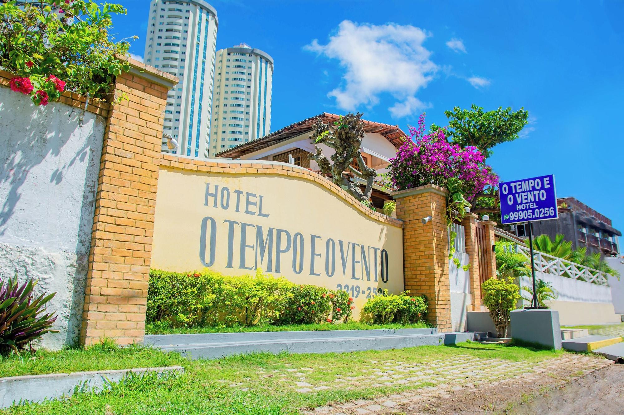 Vista Exterior Hotel O Tempo e o Vento