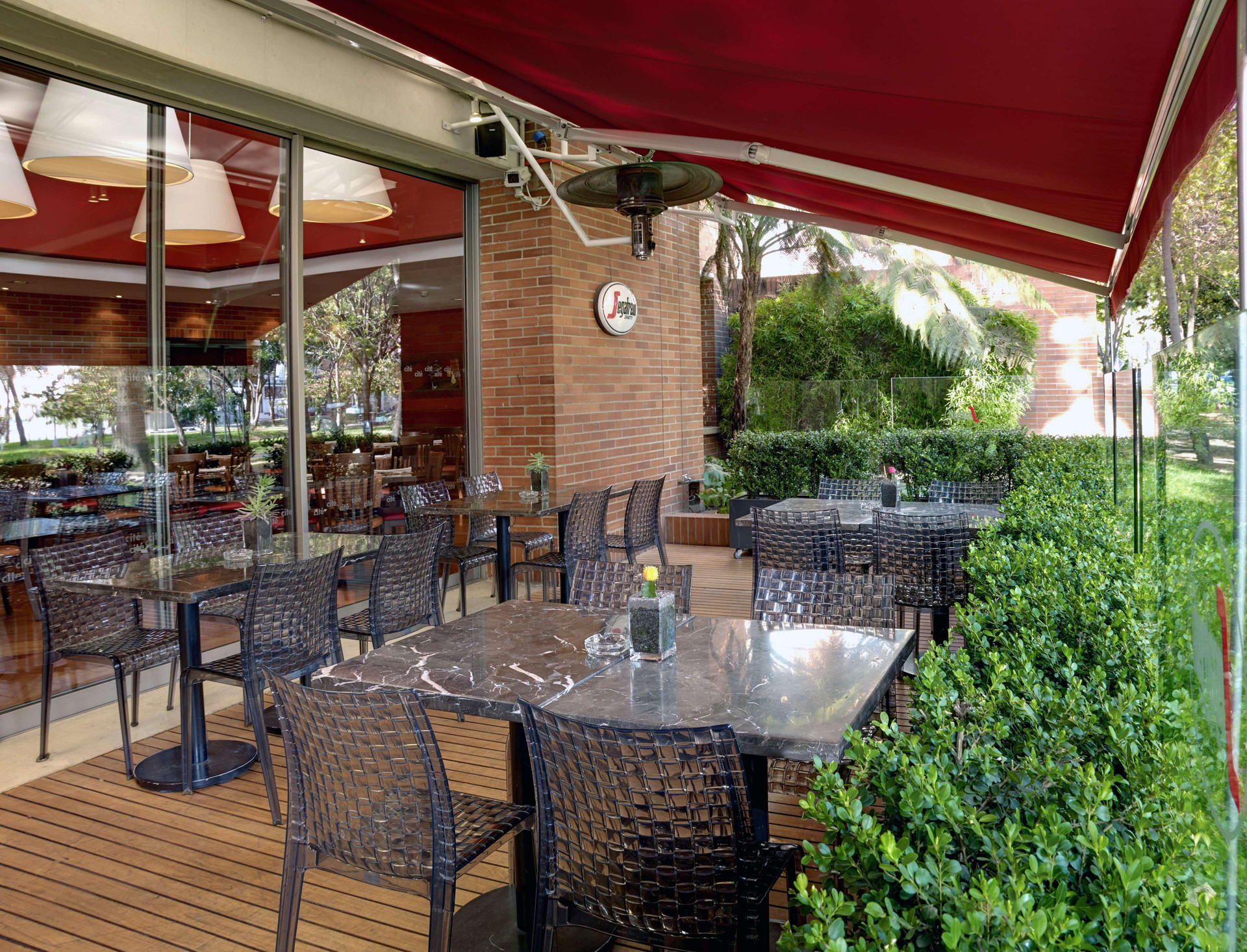 Vista Exterior Cite Hotel