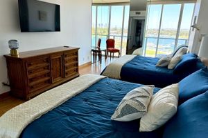 Alquiler Vacacional - Coronado Shores Amazing Bay Views! Steps from the beach and Hotel Del Coronado.