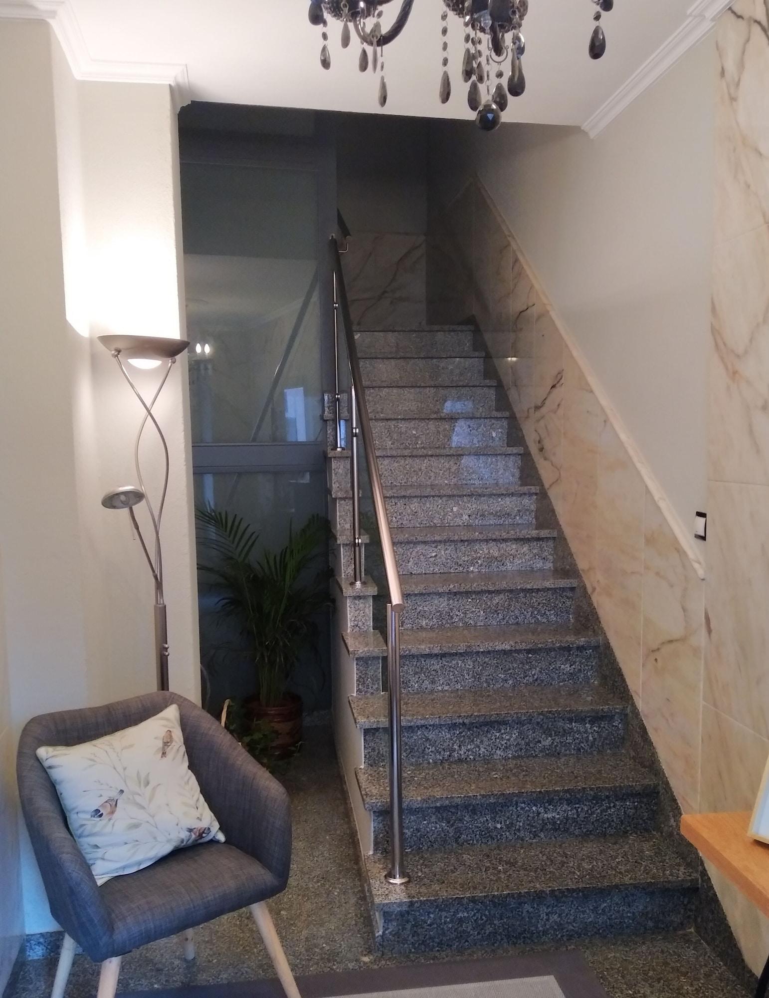 Vista Lobby Pensión Residencia Tambre