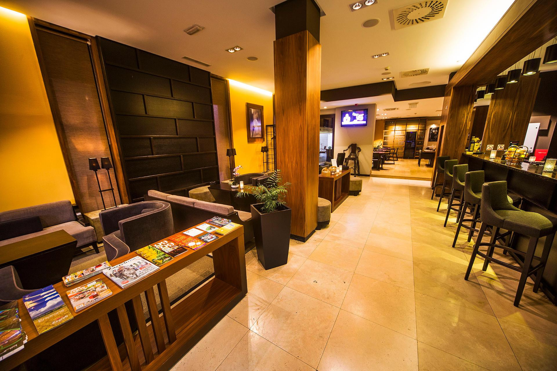 Vista Lobby Residence Hotel