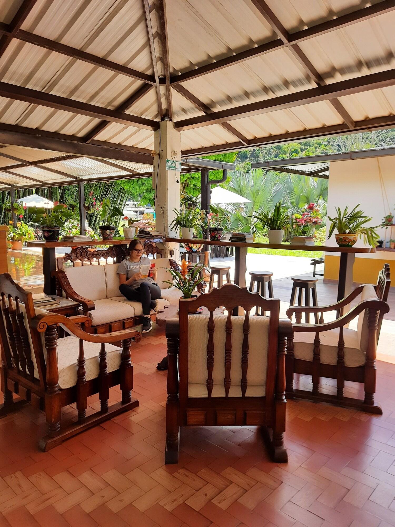 Vista Lobby HOTEL CAMPESTRE EL TRIUNFO