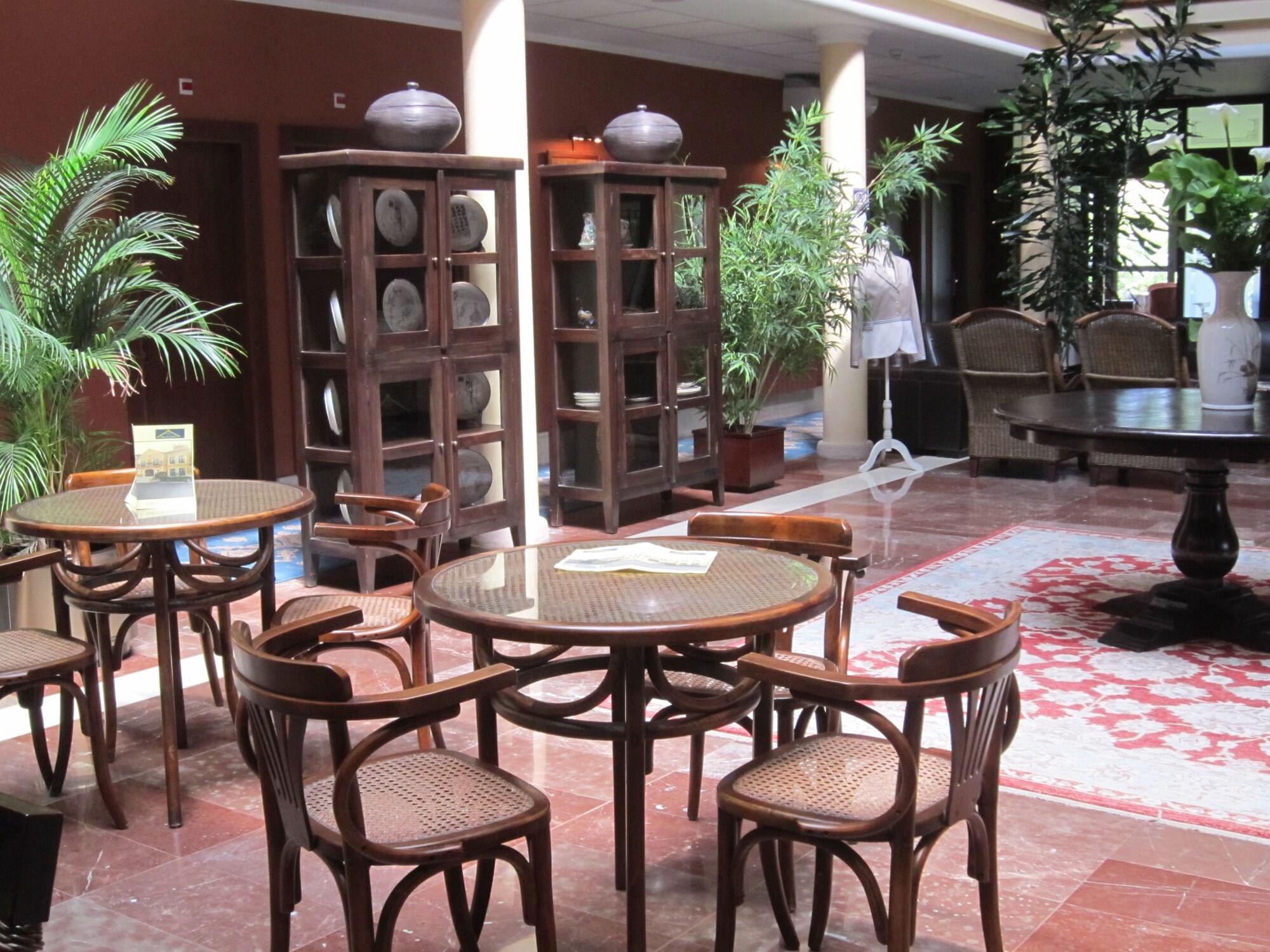 Bar/Salón Finca La Mansión