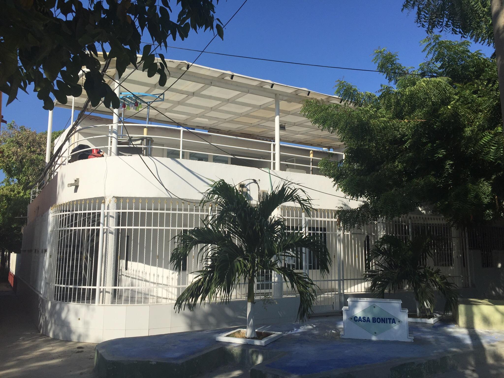 Vista Exterior Casa Bonita