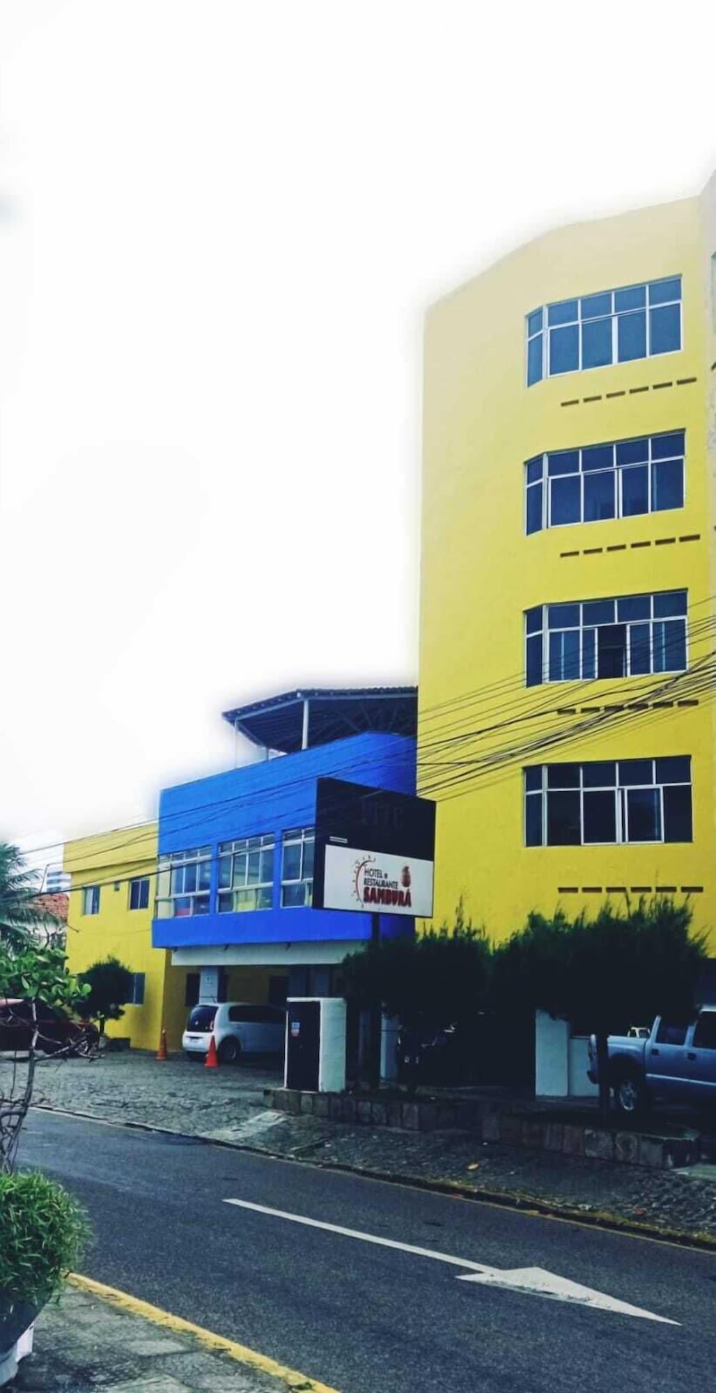Varios Hotel Samburá