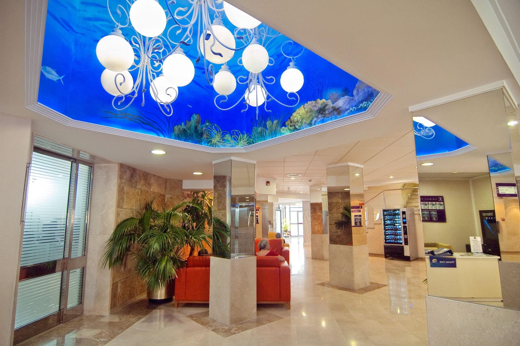 Vista Lobby Hotel Servigroup Calypso