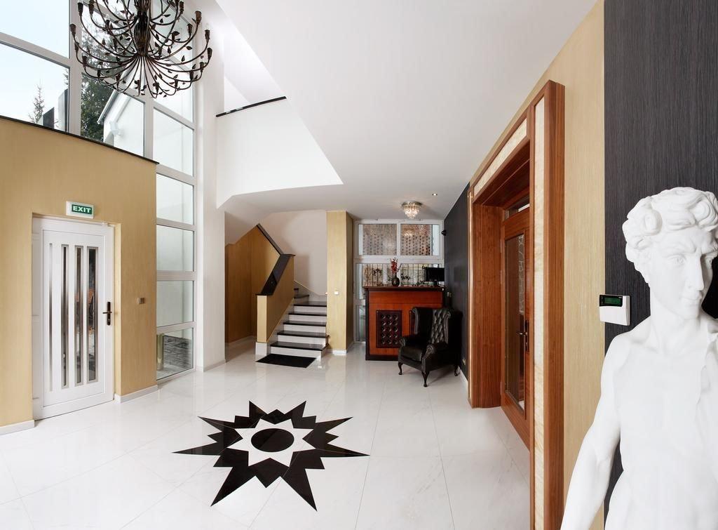 Vista Lobby Lux hotel Onyx