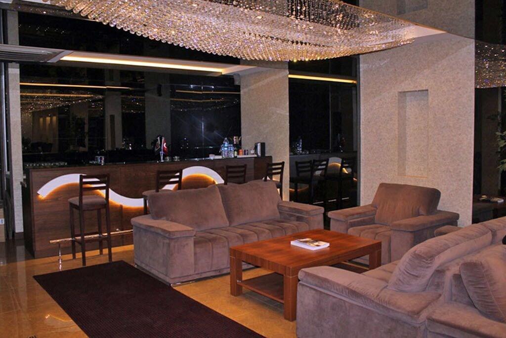 Bar/Salón Prens Hotel