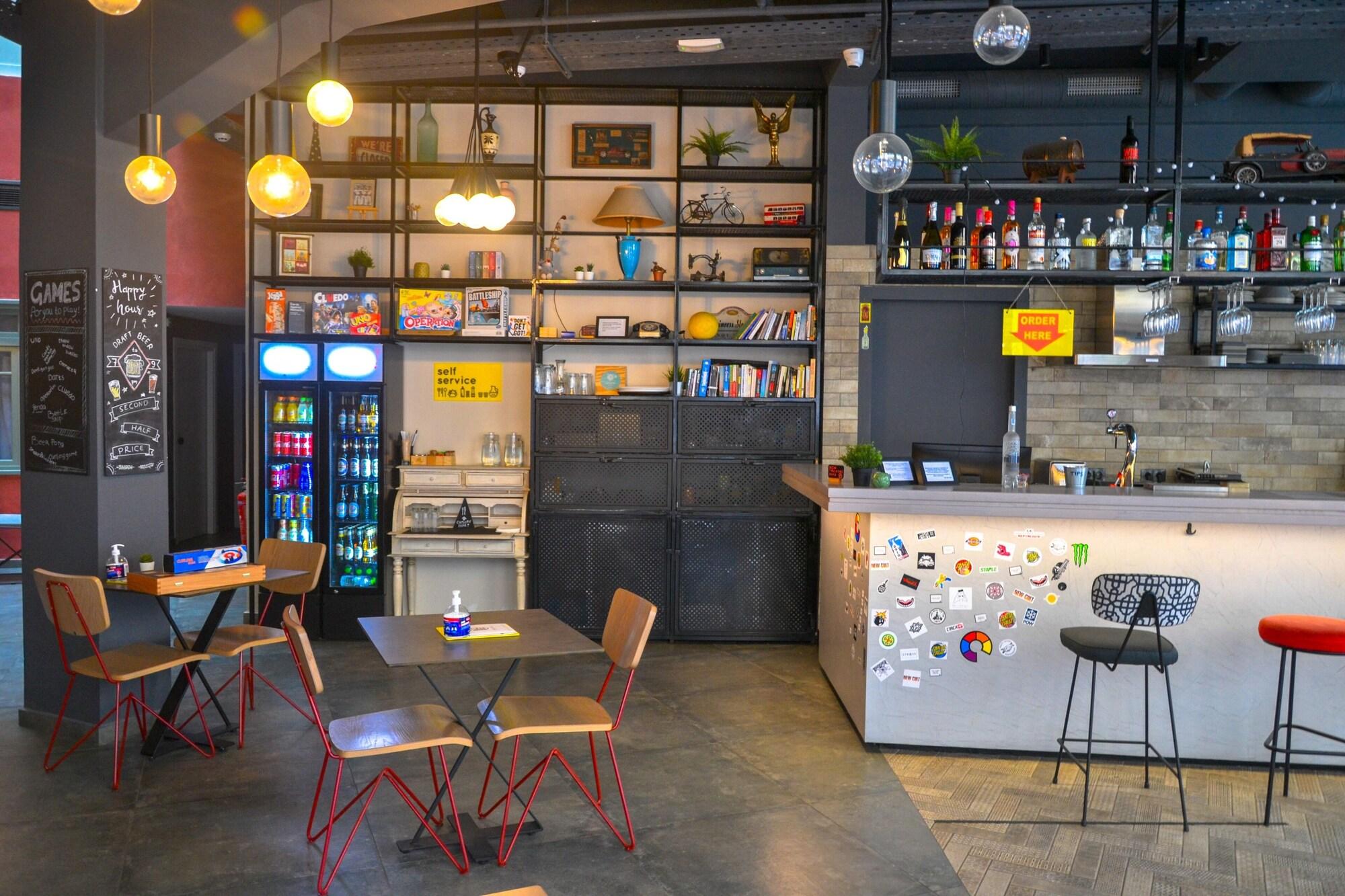Bar/Salón Athens Hub Hostel