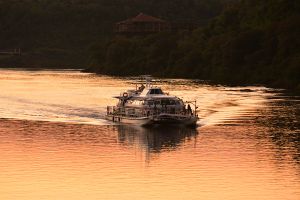 Actividad - Paseo en Catamaran