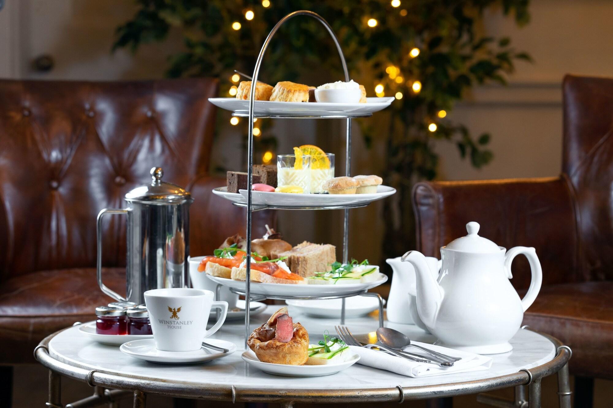 Bar/Salón Winstanley House