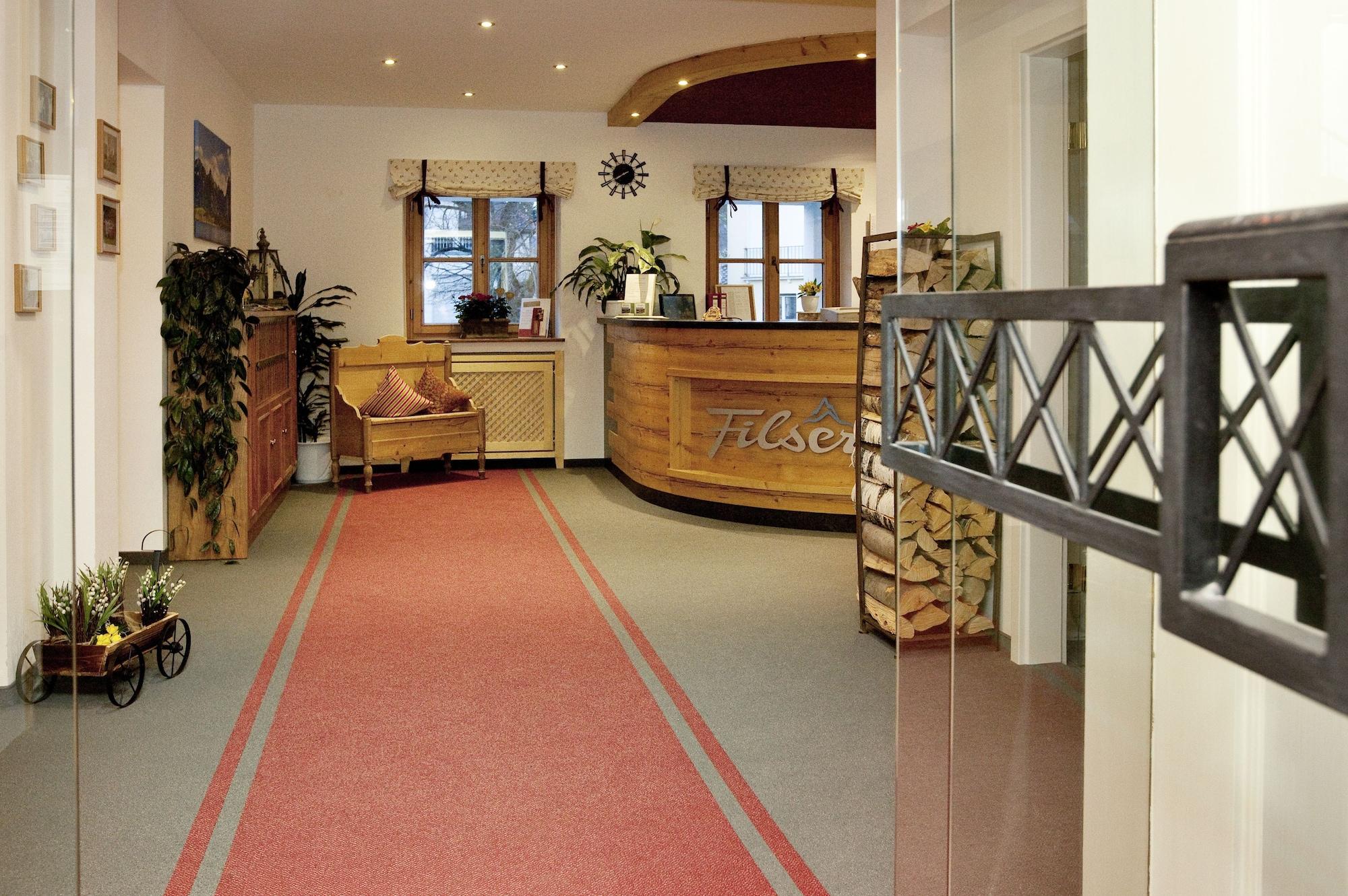 Vista Lobby Hotel Filser