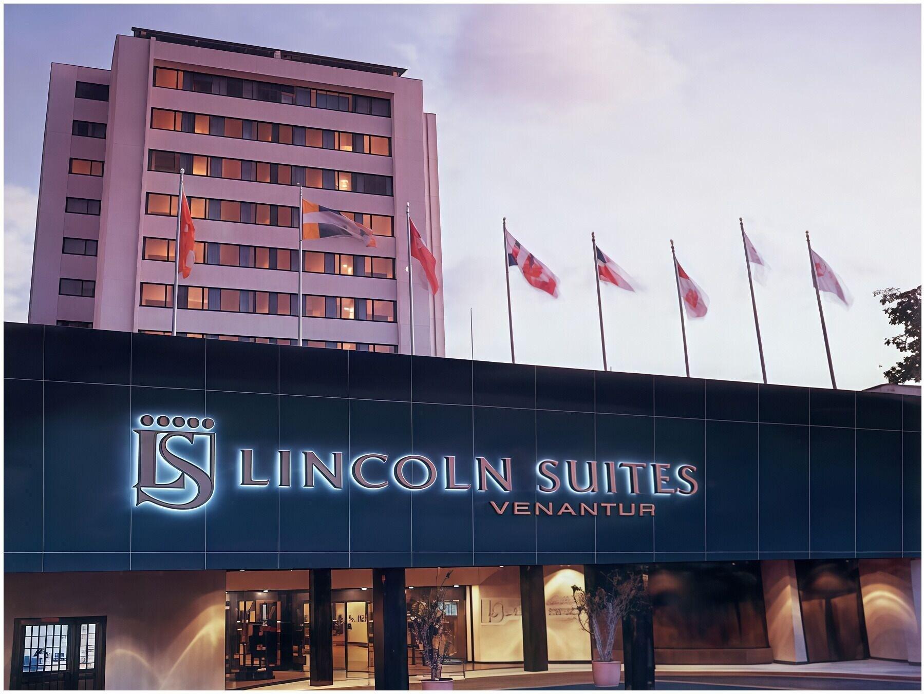 Vista Exterior Hotel Lincoln Suites
