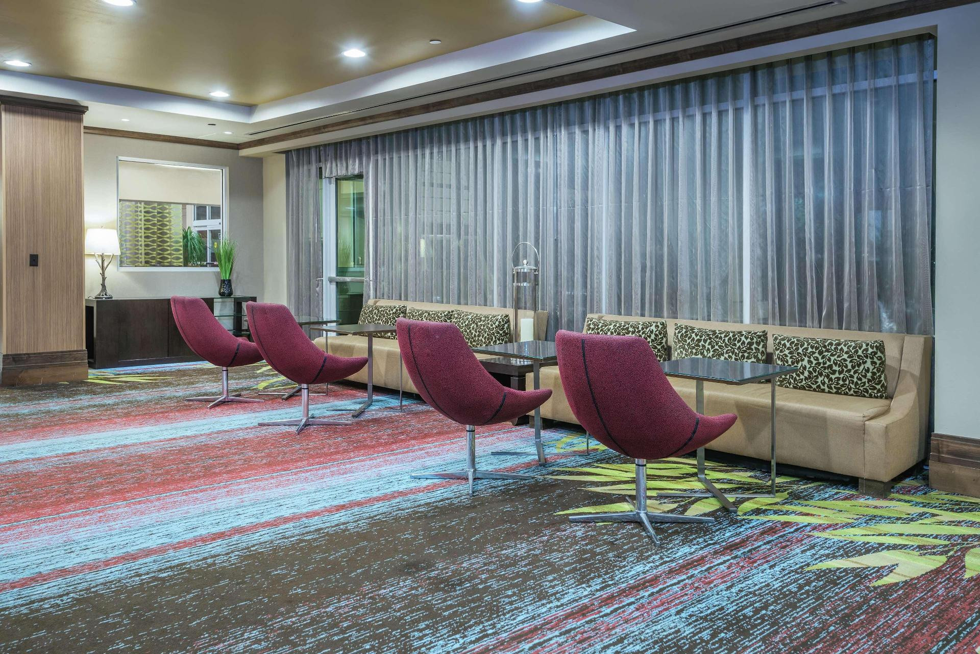 Vista Lobby Hilton Garden Inn San Antonio At The Rim