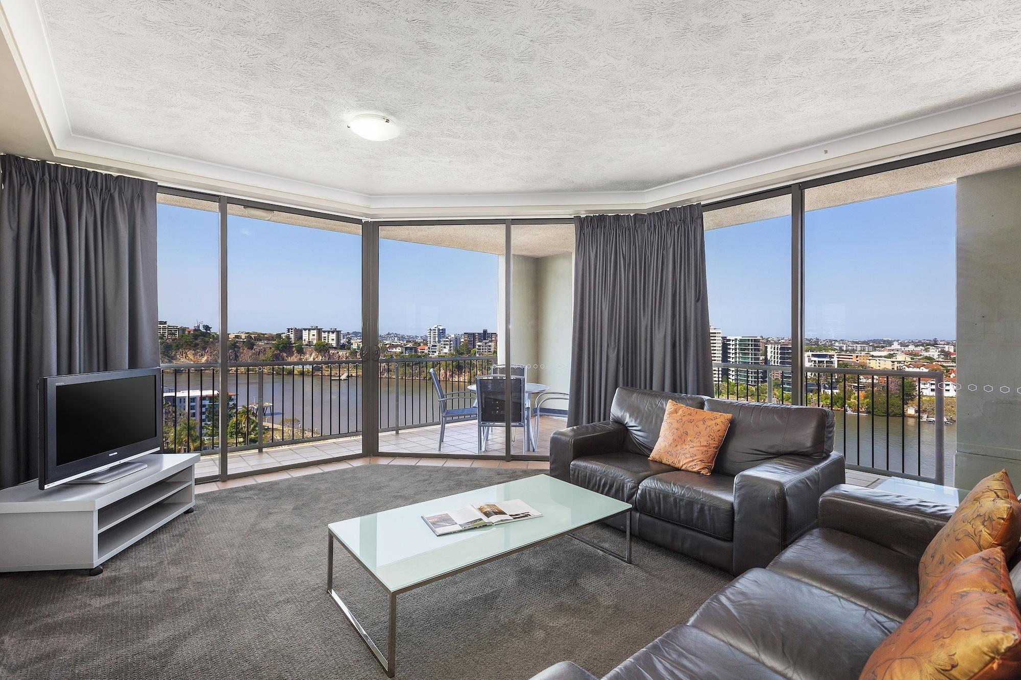 Varios Bridgewater Apartments