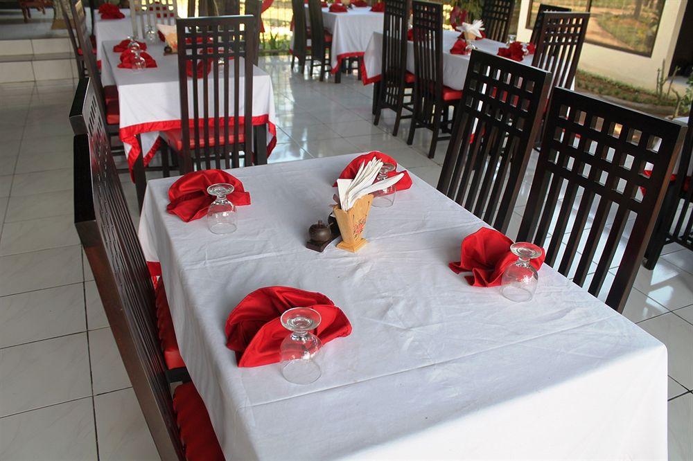 Restaurant Ray Beach Inn