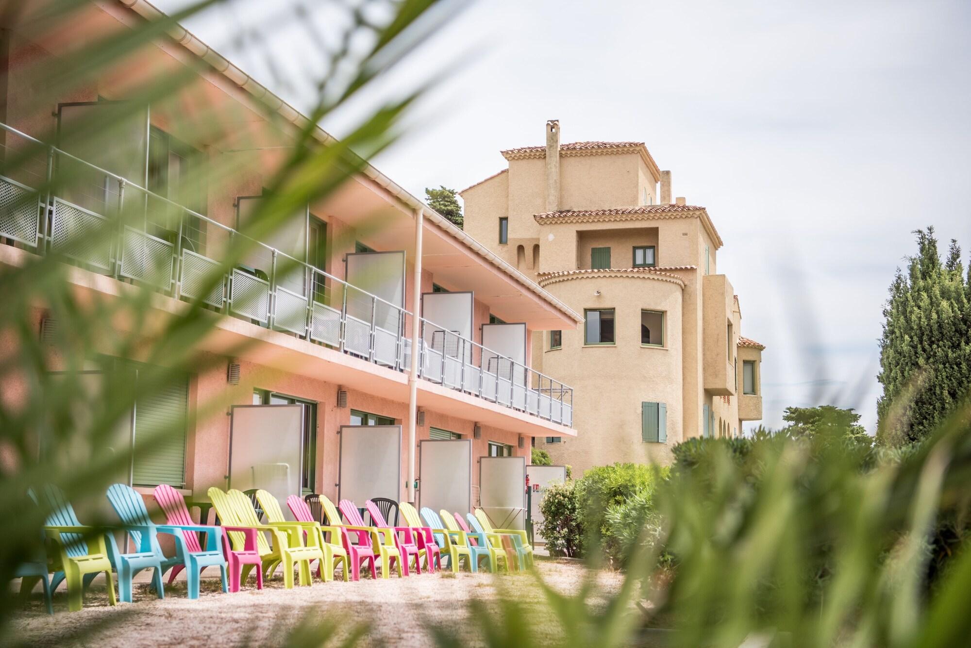 Vista Exterior Lou Castelet