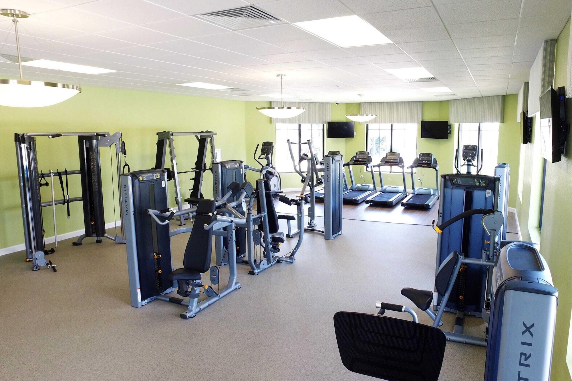 Gimnasio Stunning 4Bd W/ Pool @ Storey Lake 5019