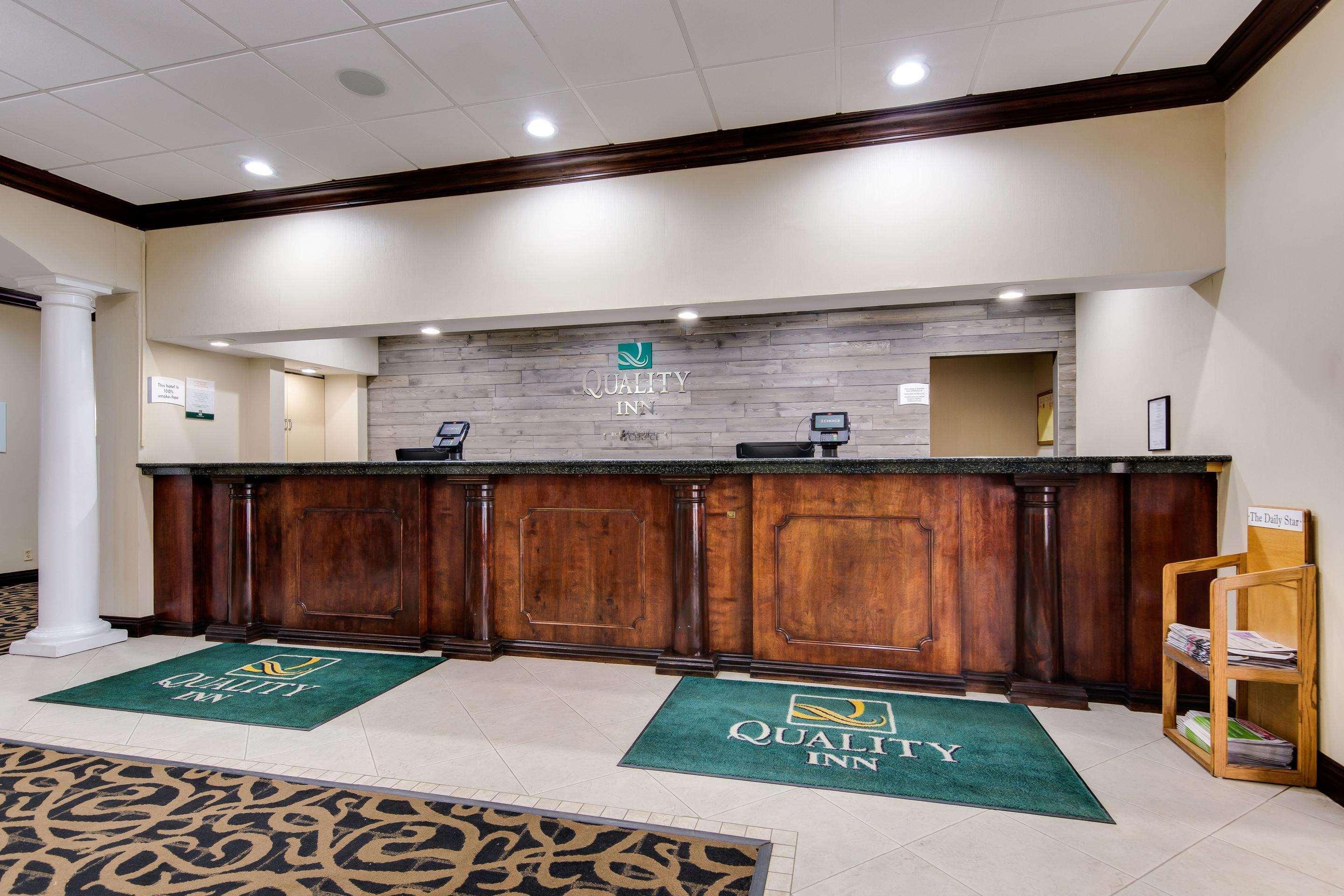 Vista Lobby Quality Inn Oneonta Cooperstown Area