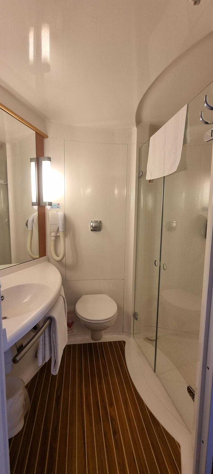 Equipamiento de Habitación ibis Esch Belval