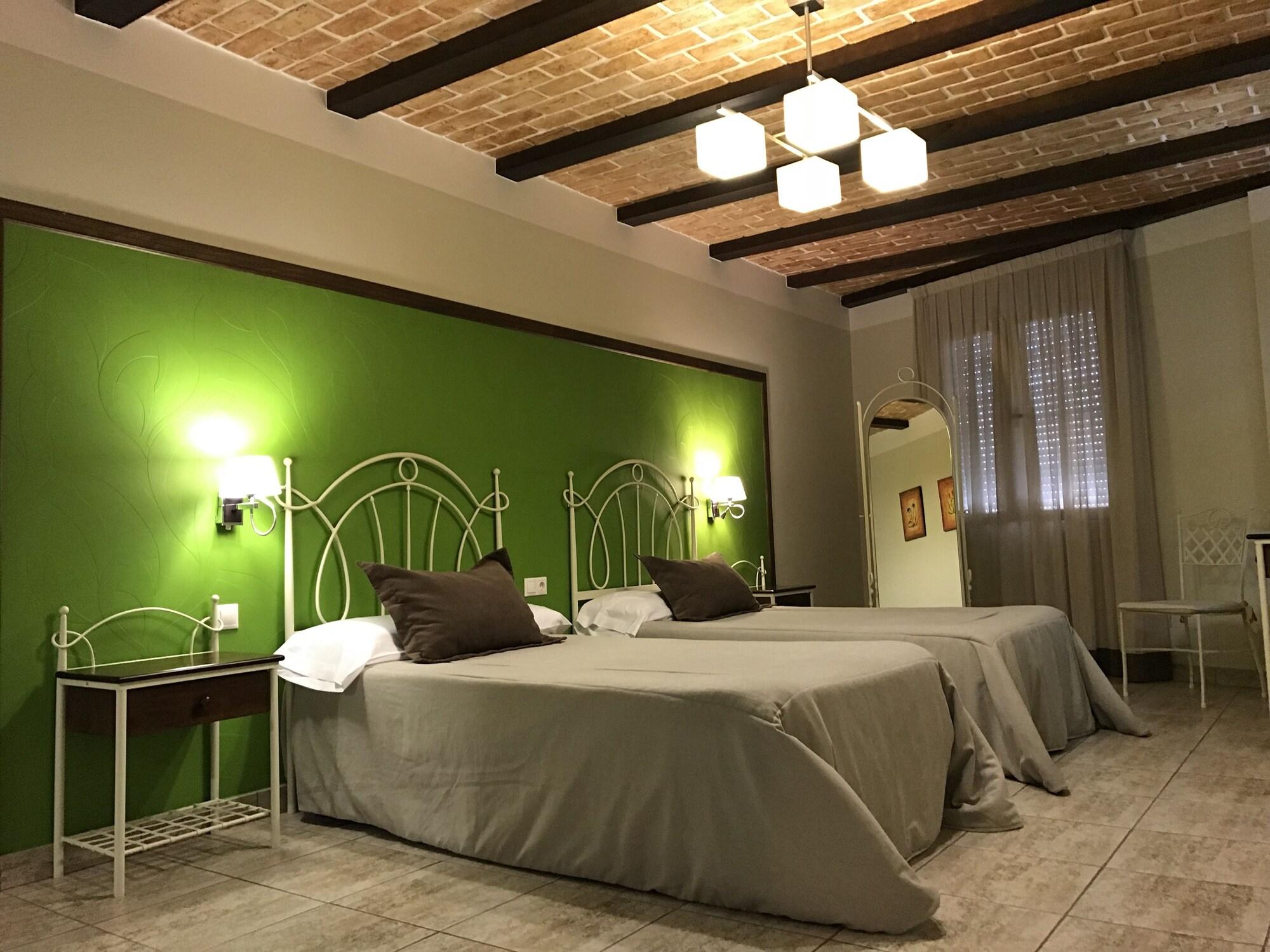 Habitación Hostal Rural Los Girasoles de iniesta