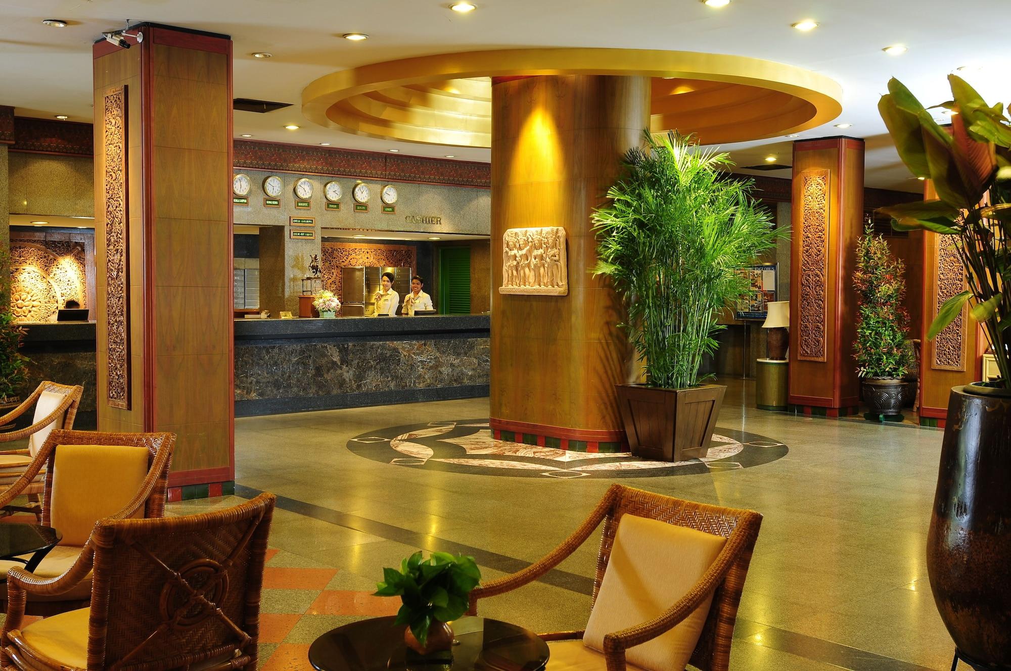 Vista Lobby Golden Beach Hotel Pattaya