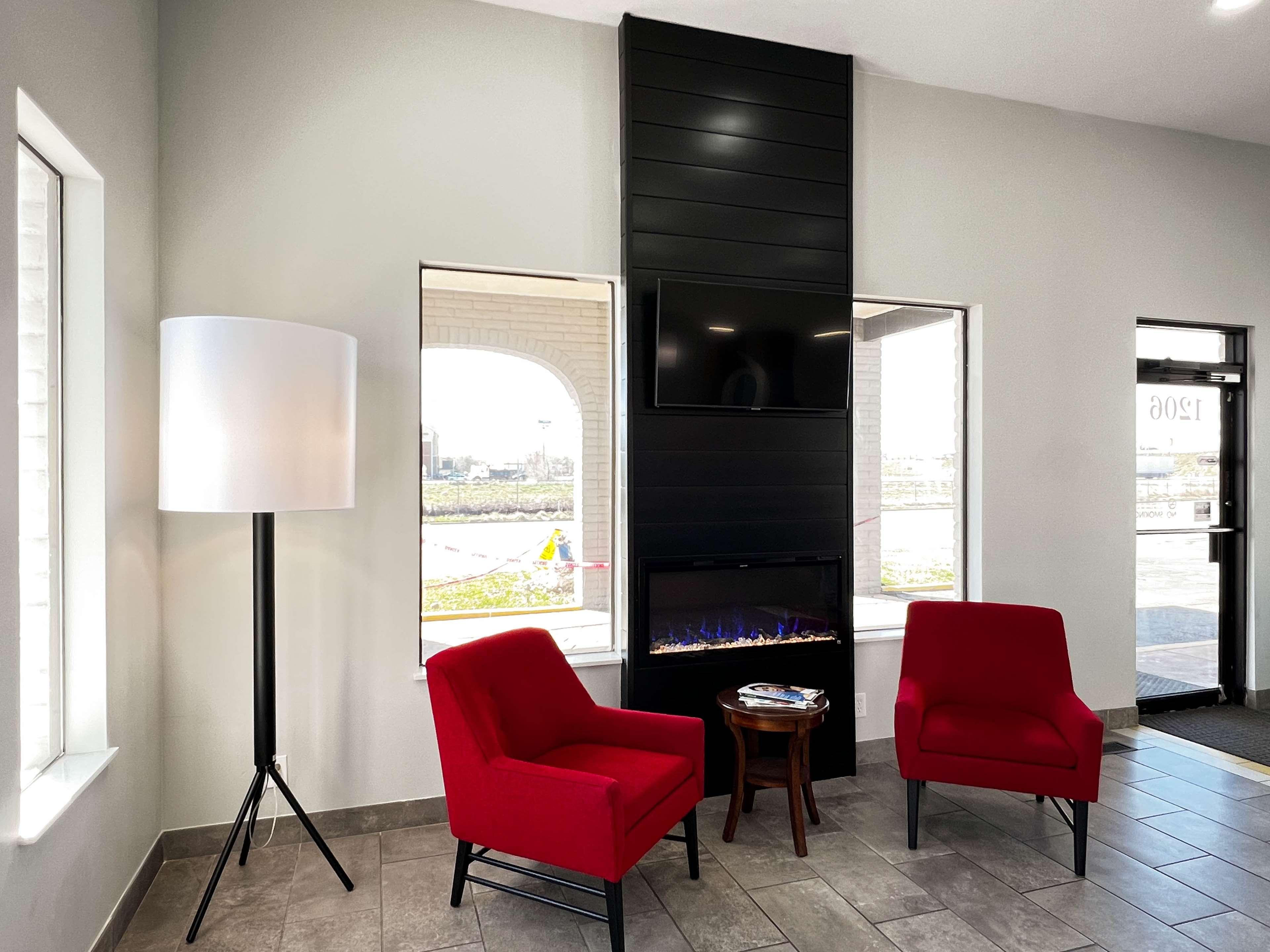 Vista Lobby Motel 6 Ogden, UT - 21st Street