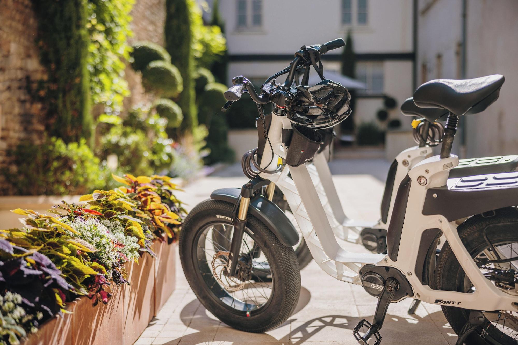 Vista Lobby L'Hôtel de Beaune