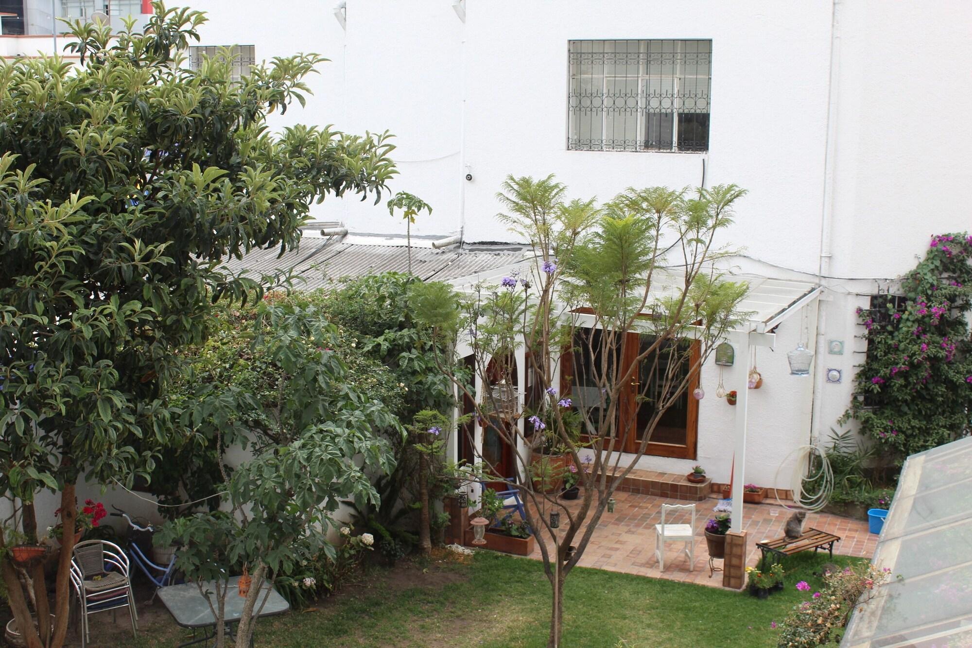 Vista Exterior Hostal Sakti