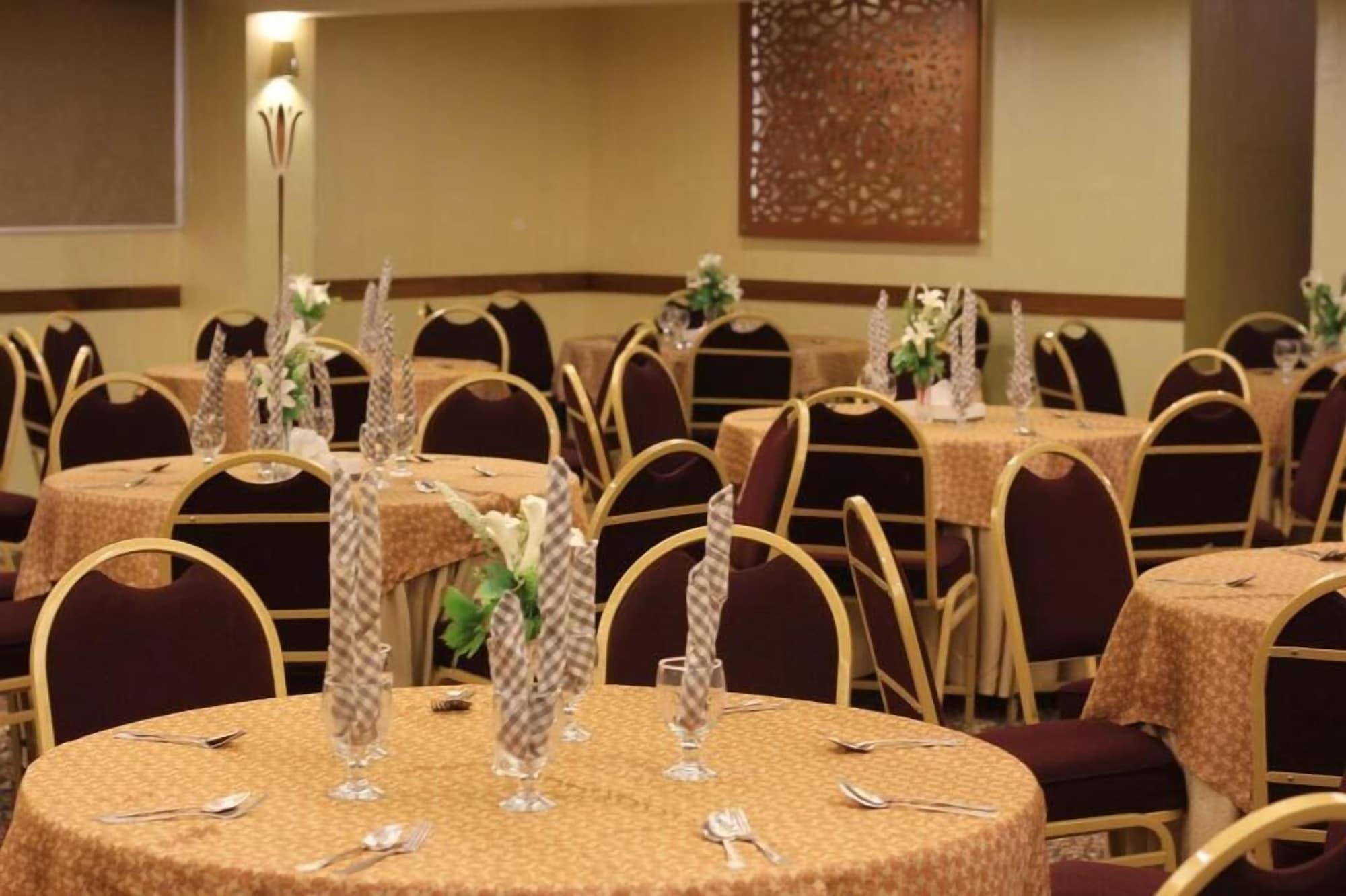 Sala de Reuniones Embassy Inn Hotel Karachi