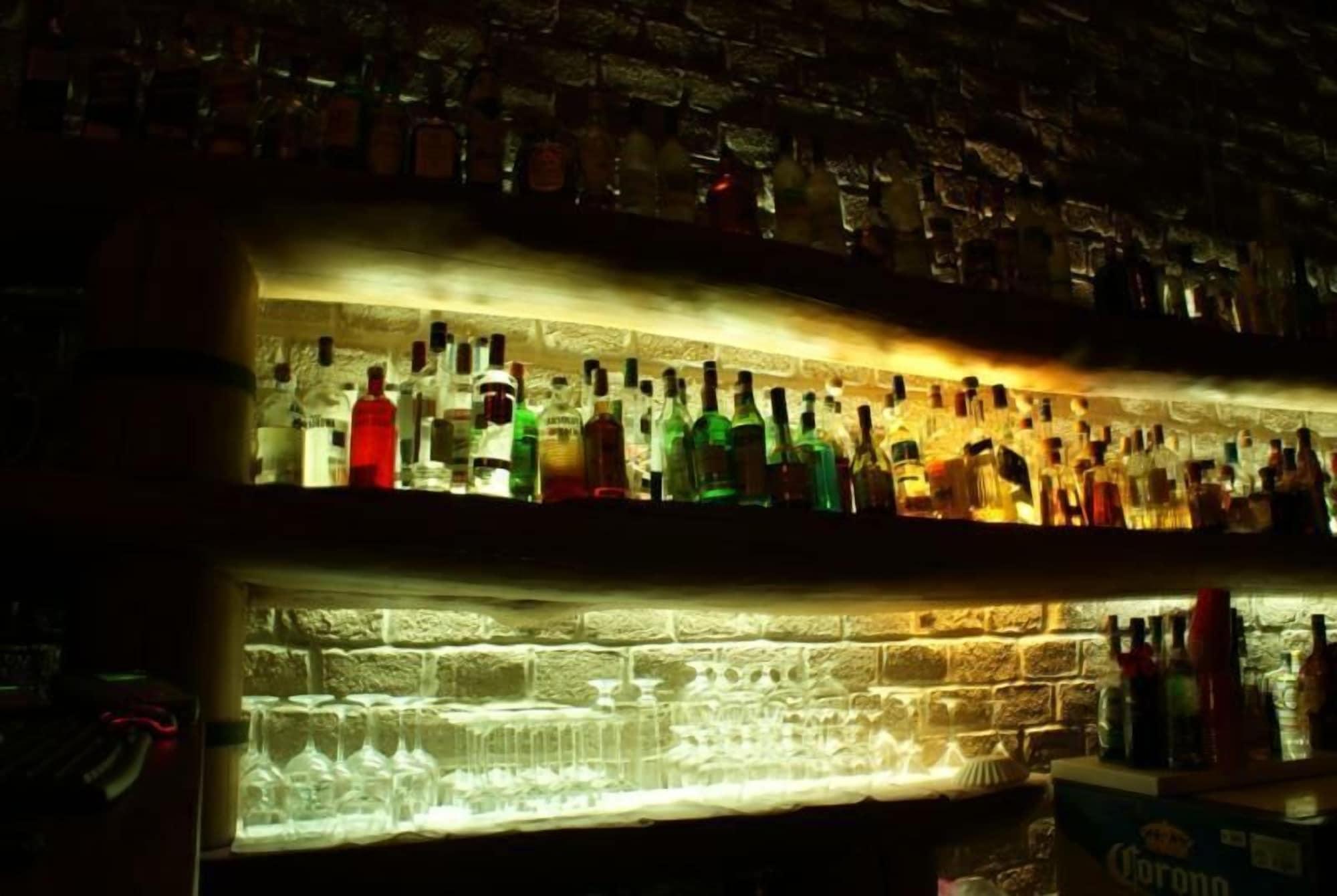 Bar/Salón Nirvana Restaurant And Retreat