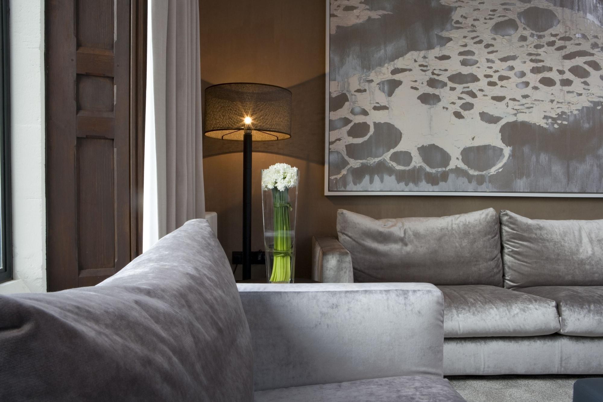 Vista Lobby Penrhiw Priory