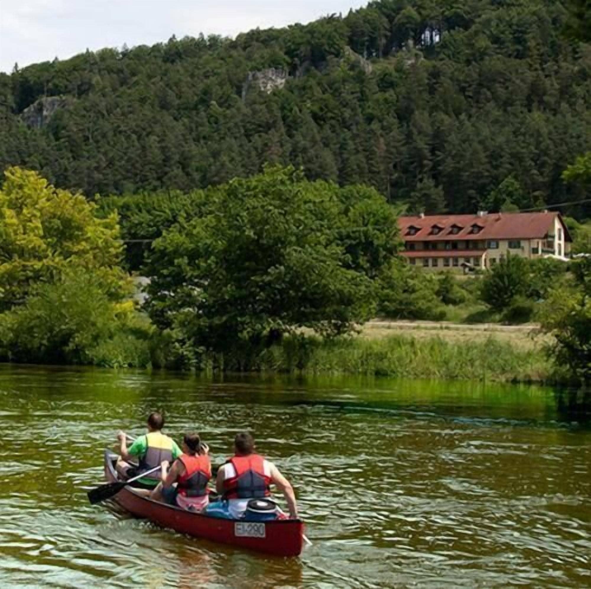 Varios Landhotel zum Raben