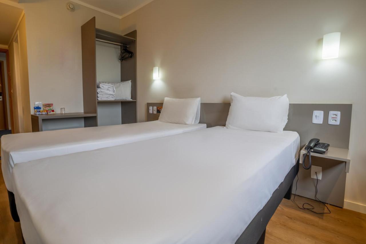 Habitación Carandá Hplus Express