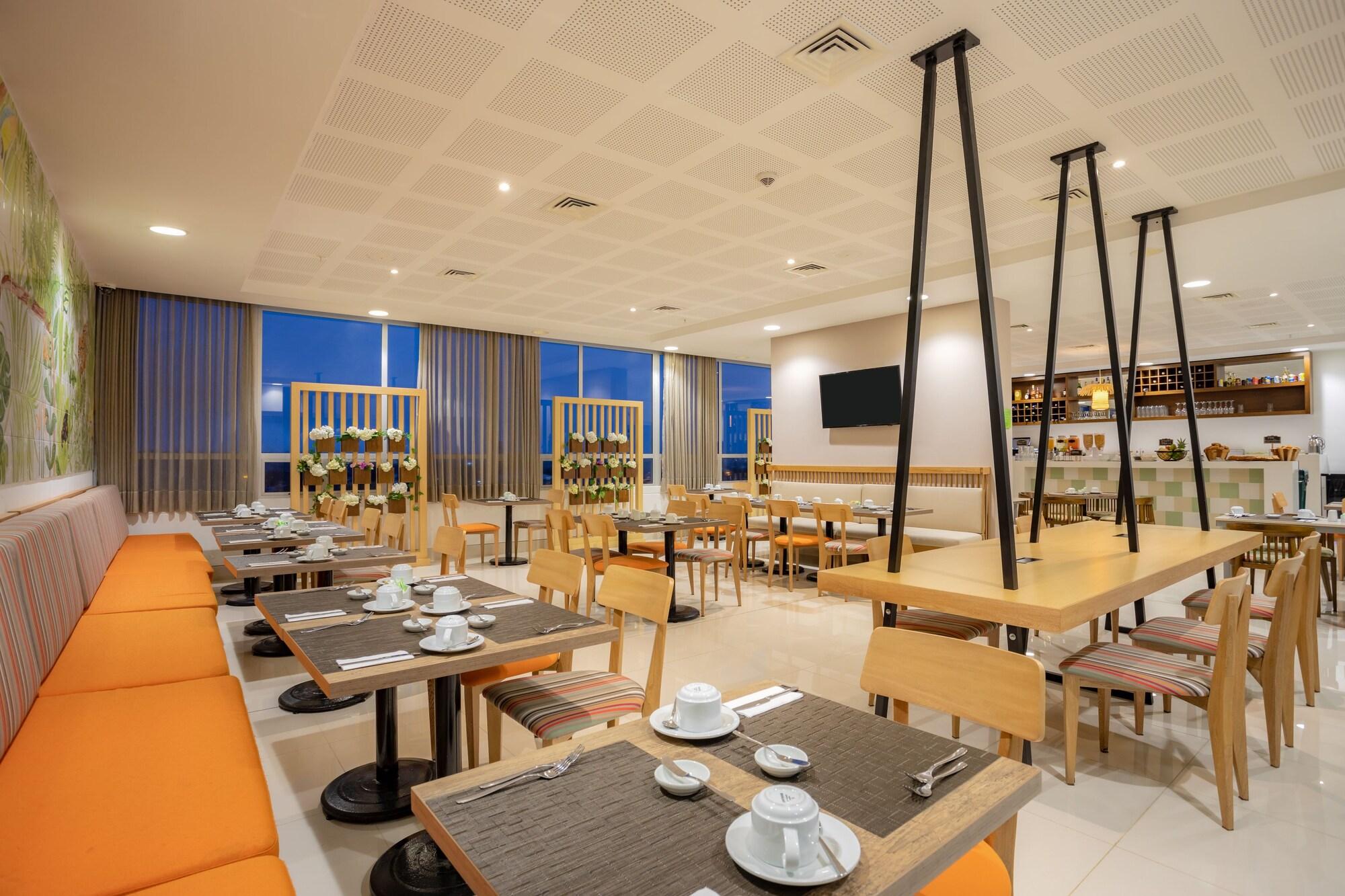 Restaurant Mia Hotel Chocó By OxoHotel