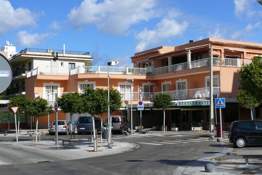 Varios Hostal Jakiton