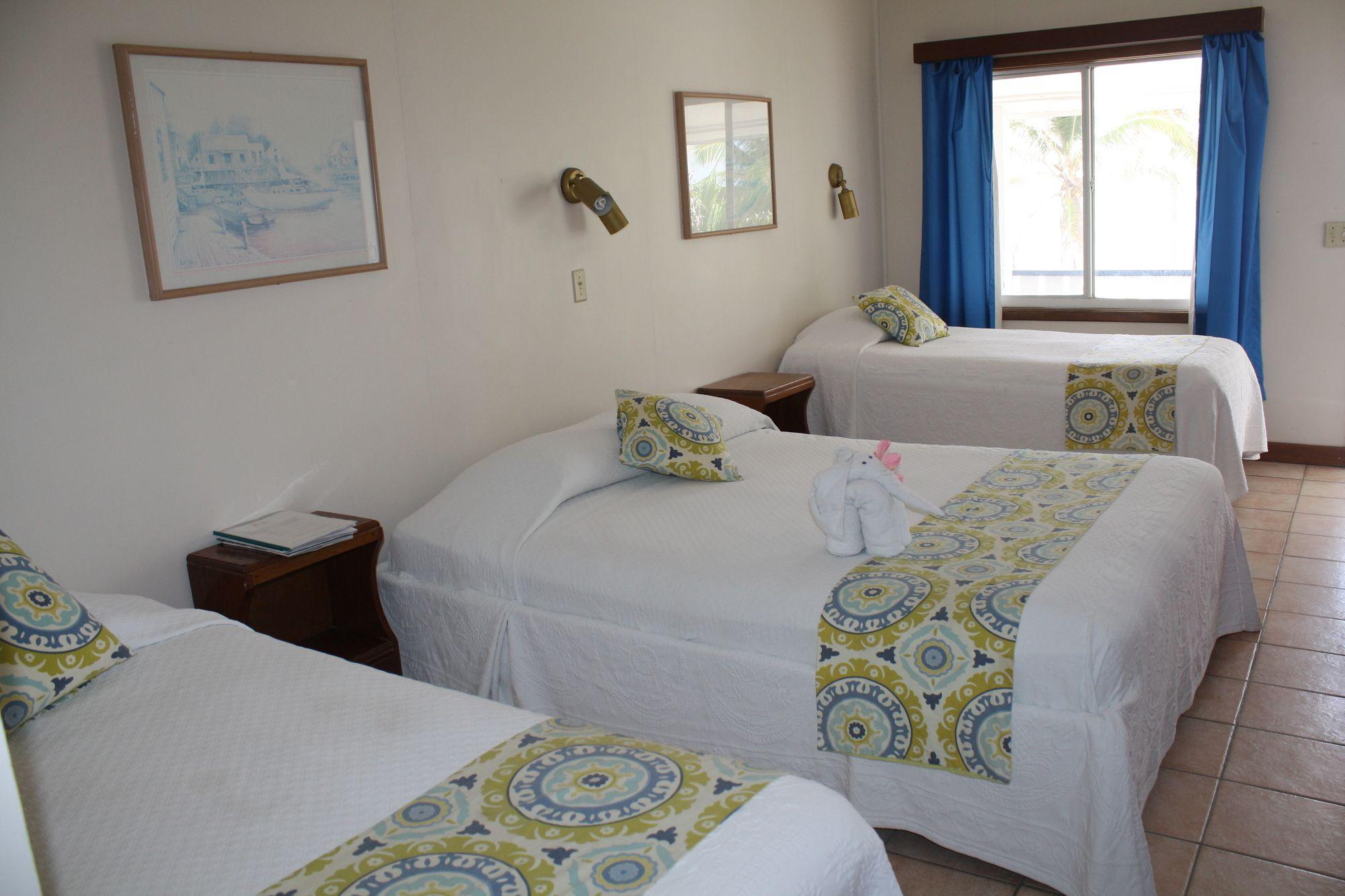 Habitación San Pedro Holiday Hotel