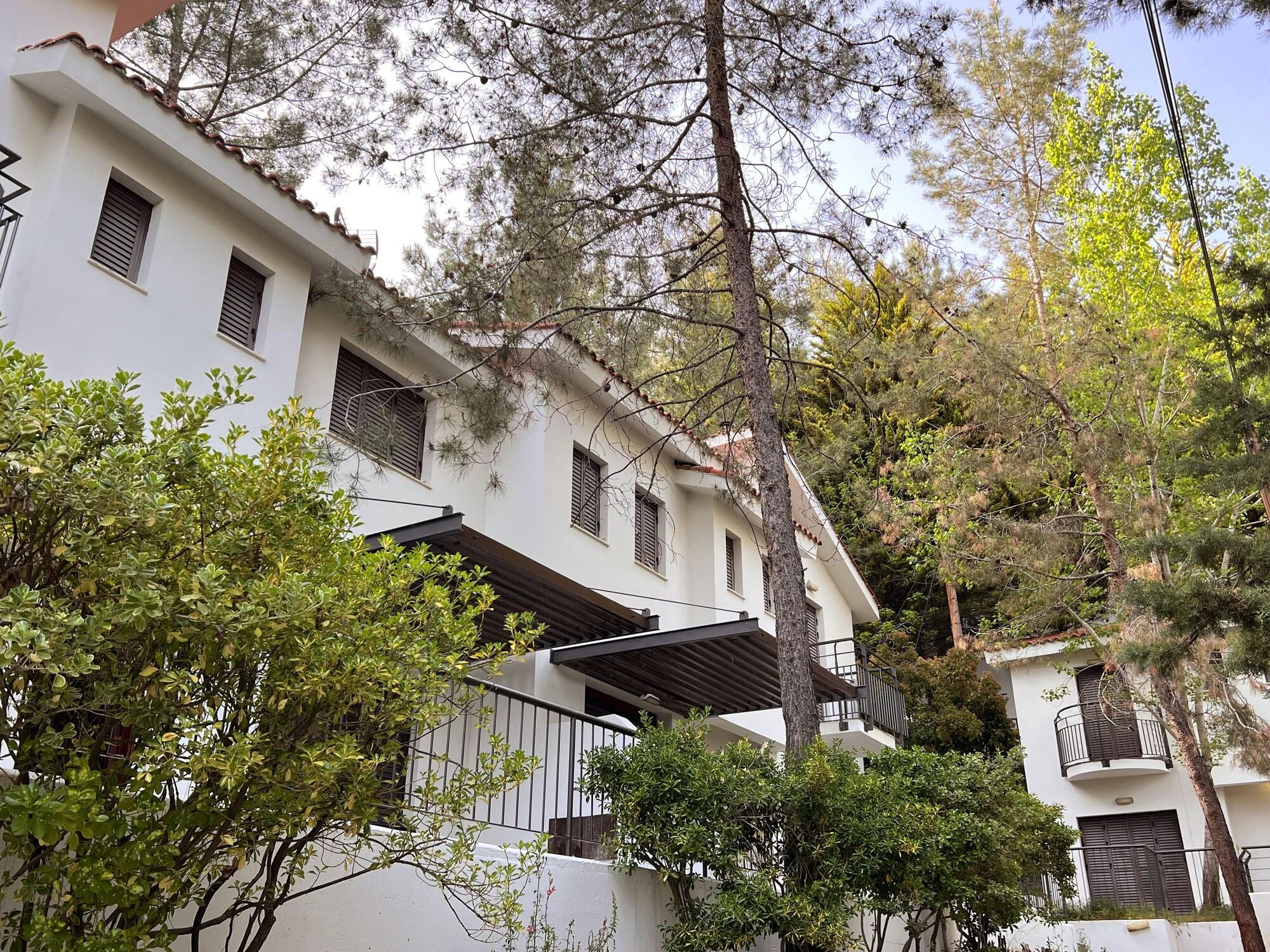 Vista Exterior Poed Residences