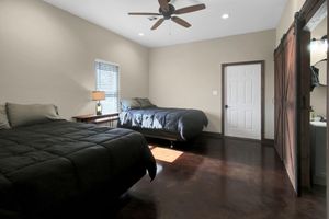 Alquiler Vacacional - Spacious Lodge on 40 Acres!