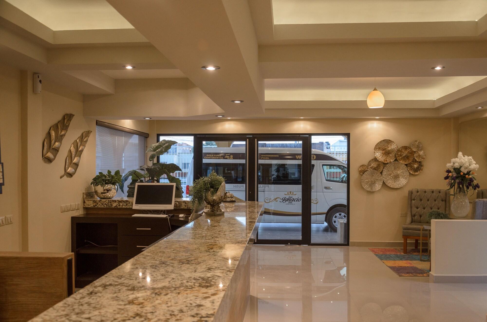 Vista Lobby Hotel San Ignacio Inn