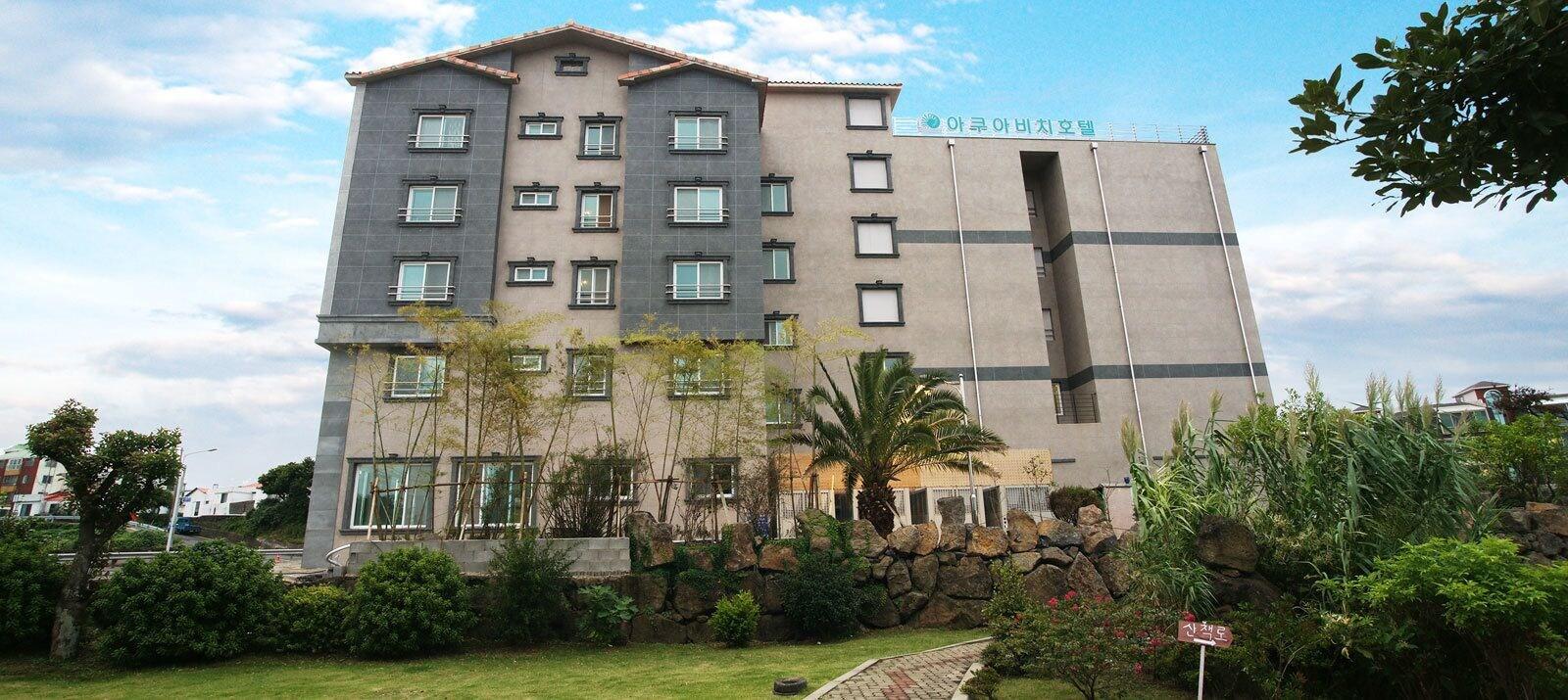 Varios Seongsan Aqua Beach Hotel