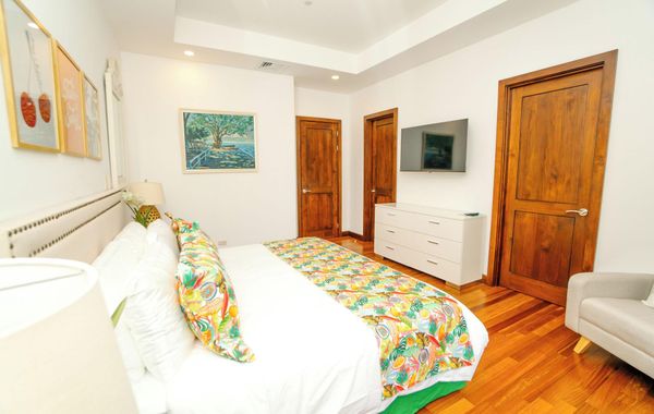 Spacious 3-bedroom Apartment, Playa Hermosa! Cocos & Corales!! - Hoteles con alberca en Playa Hermosa, Guanacaste