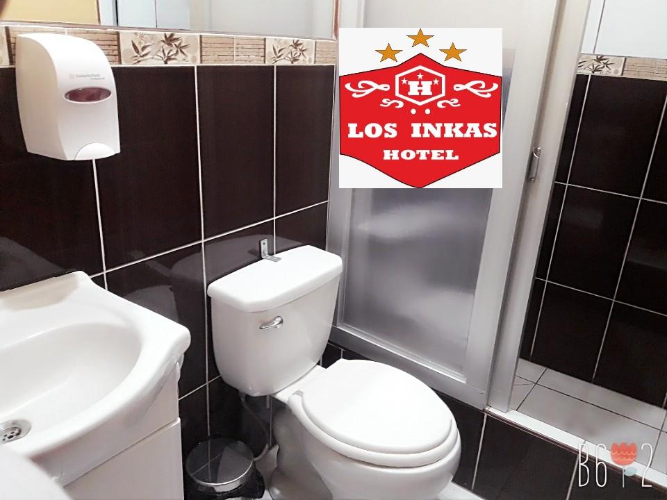 Baño Hotel Los Inkas