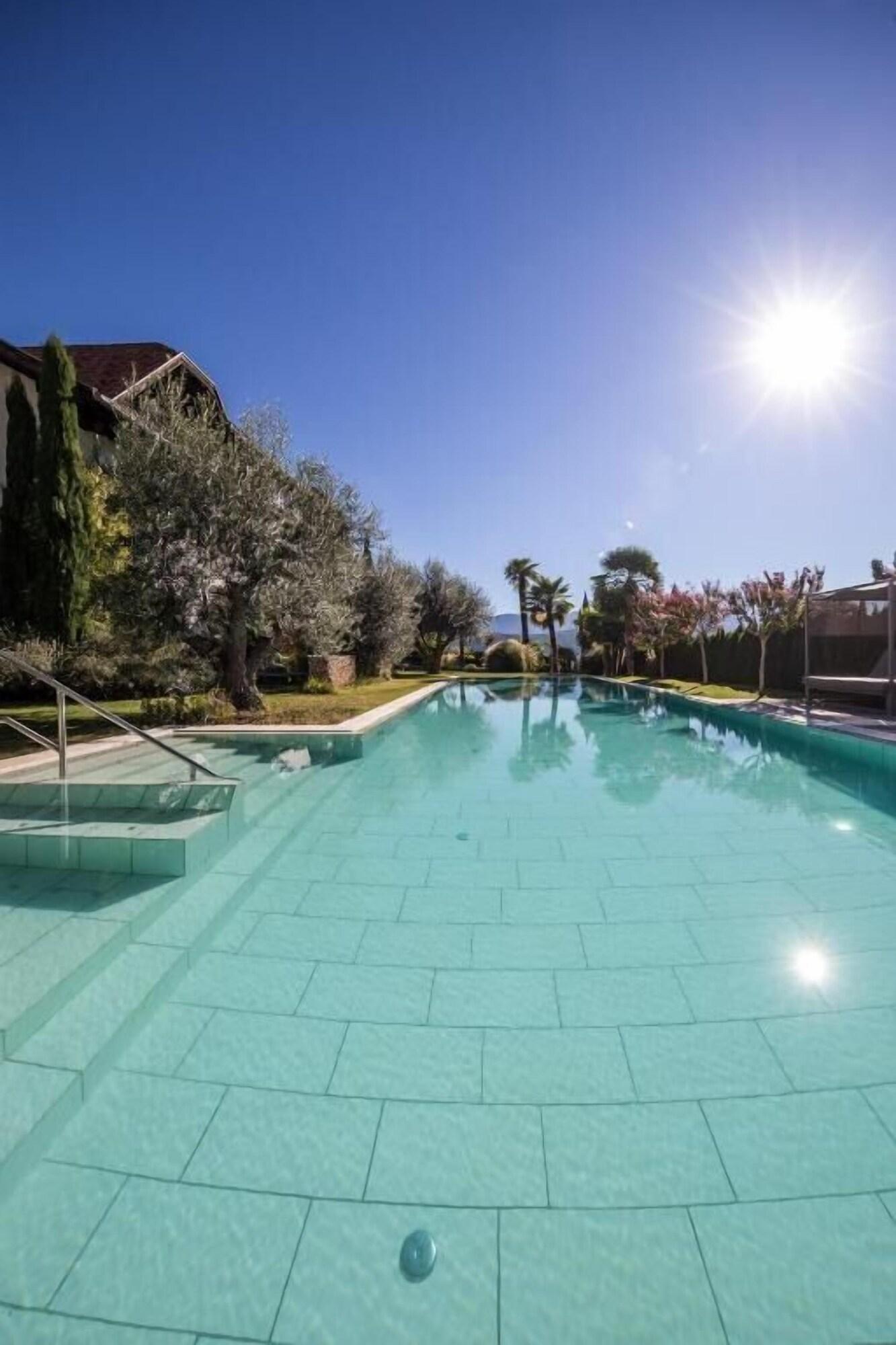 Vista Piscina Felderer Boutiquehotel