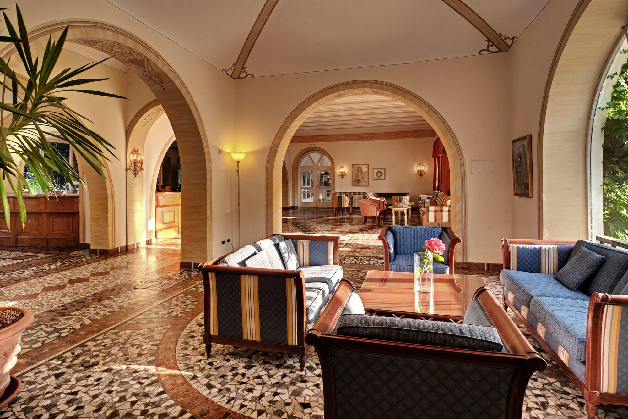 Vista Lobby Maistra Select Island Hotel Katarina